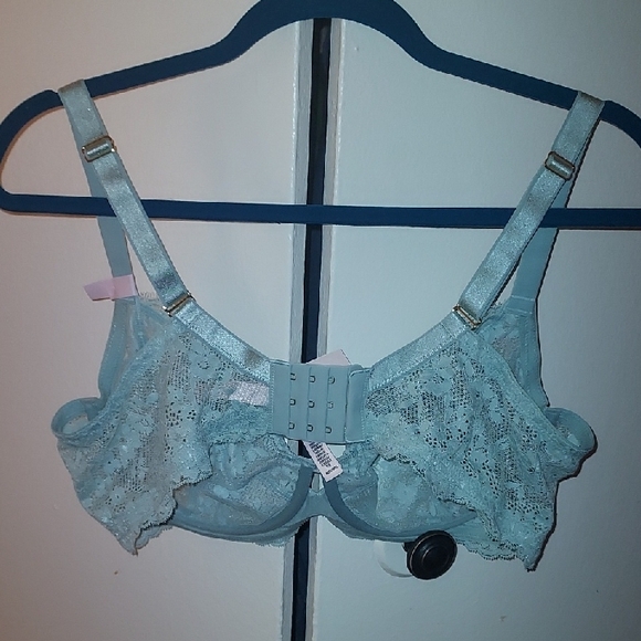 Victoria's Secret Lace Bra in Soft Blue - Picture 2 of 2